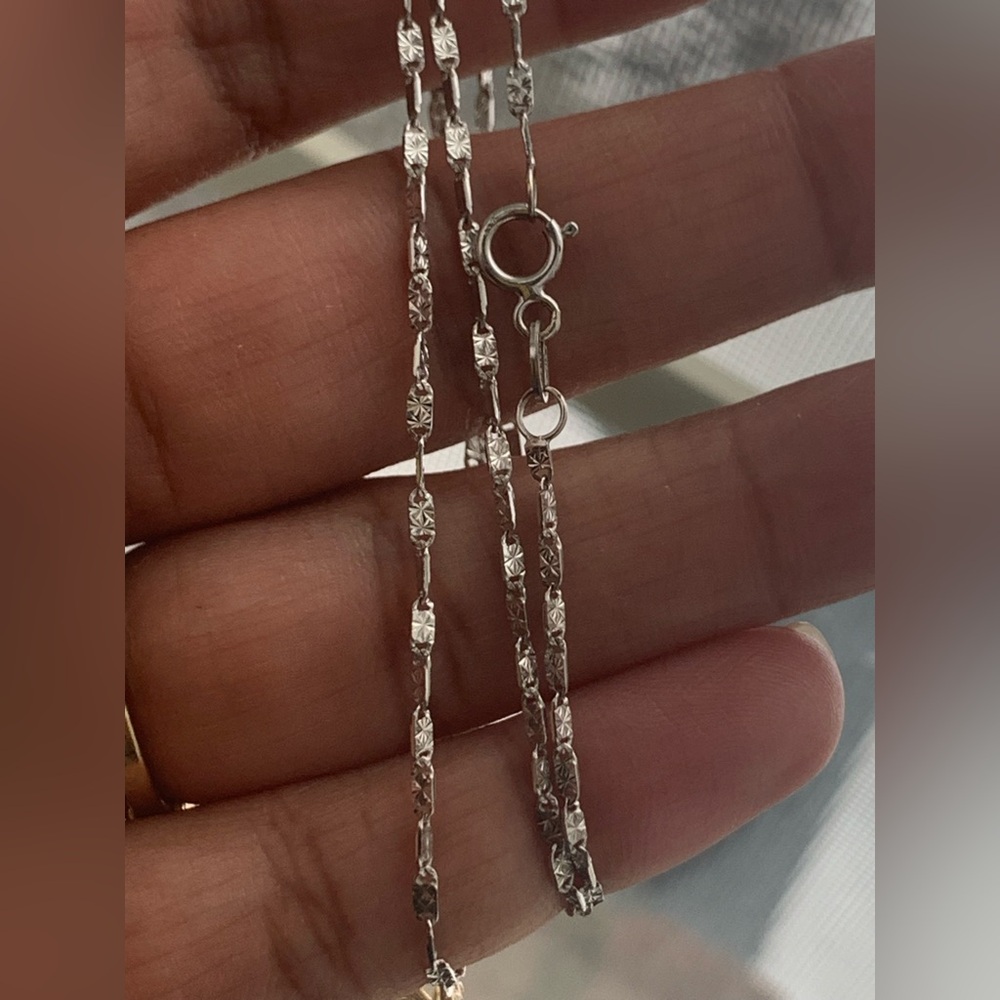 10kt White Gold Beautiful Chain